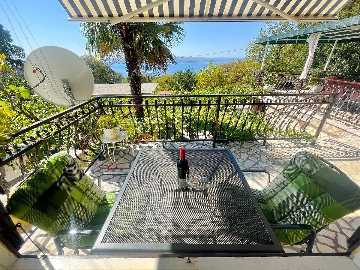 Apartment Apartman Renci Dramalj