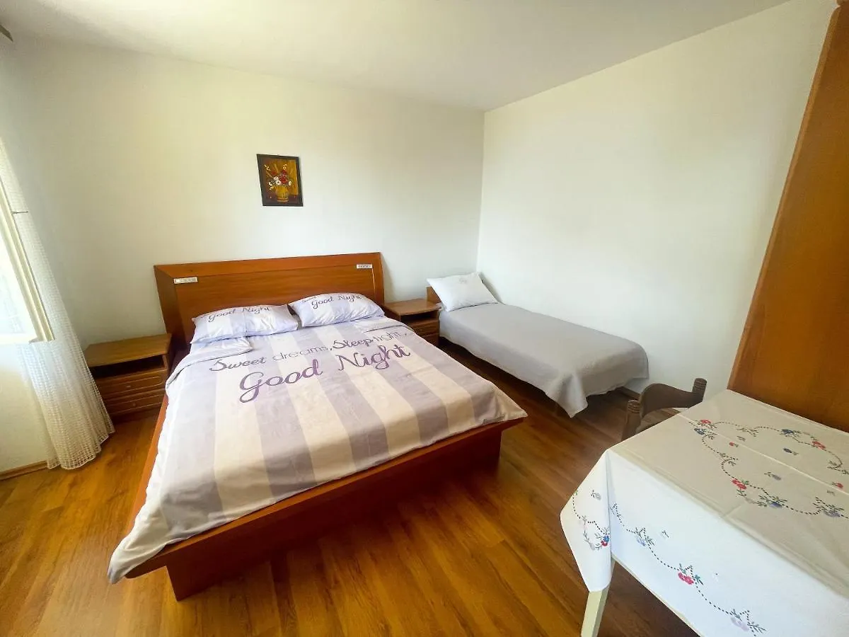 Apartman Renci Dramalj 0*,  Croatia