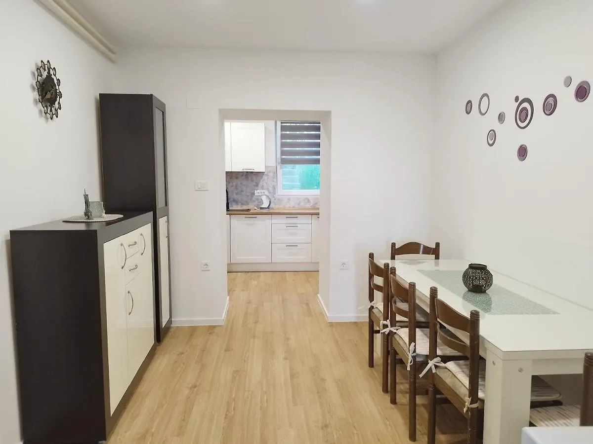 Apartment Apartman Renci Dramalj